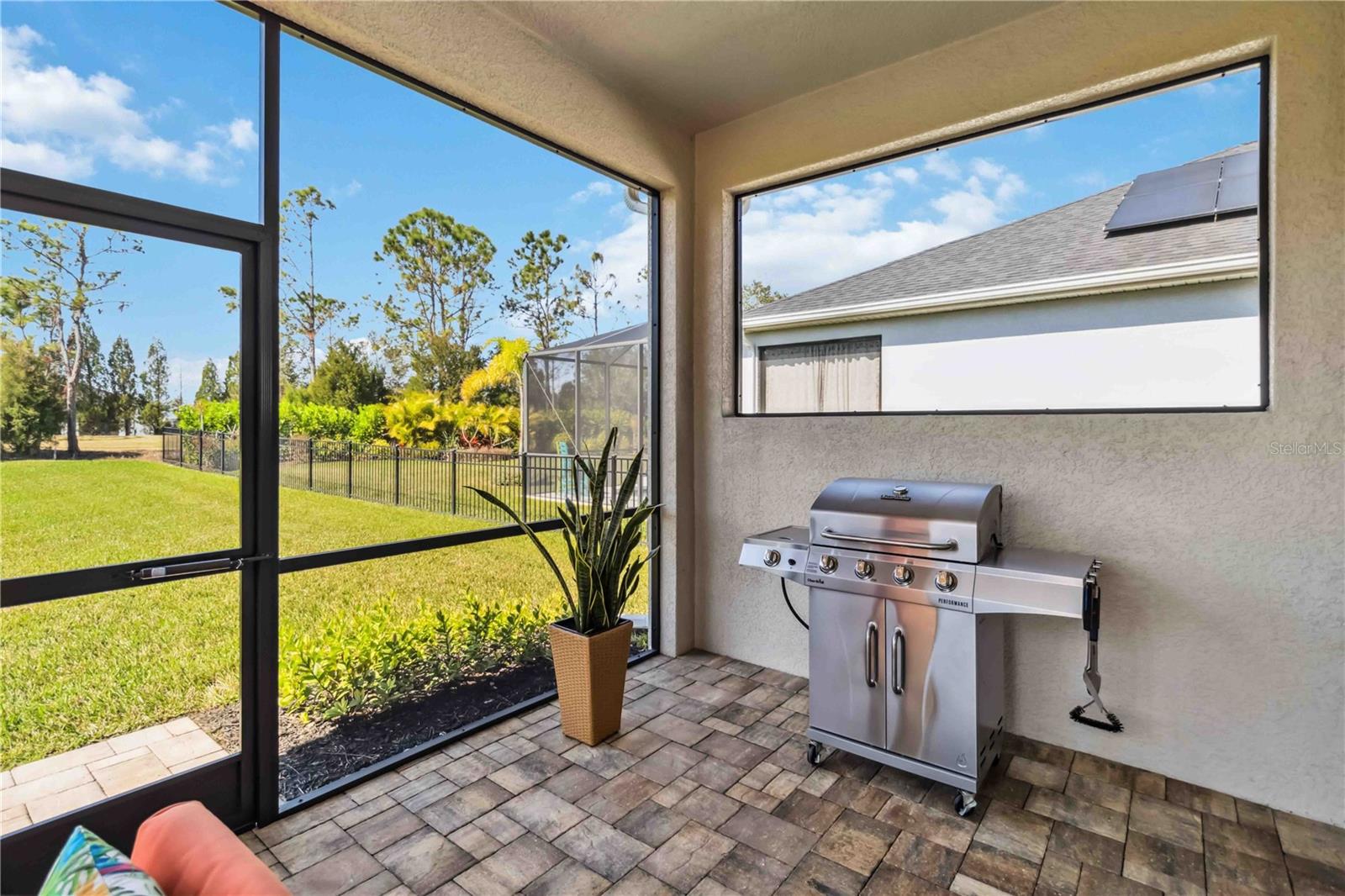 CROSSCREEK - Residential