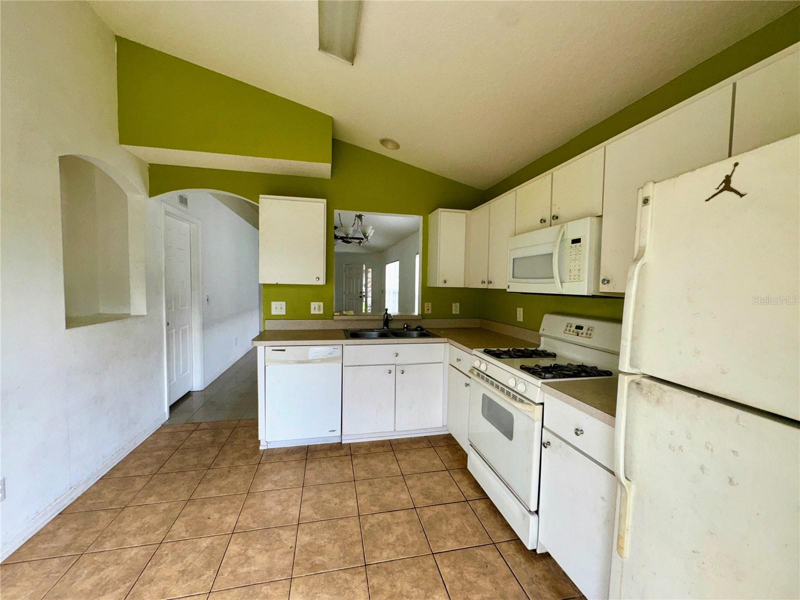 COVINGTON PARK PH 4A - Residential Lease