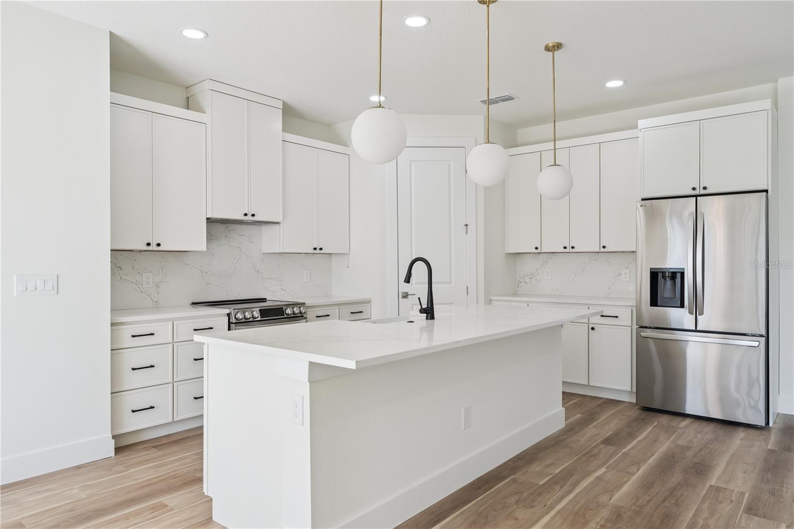 9268 EAGLES PERCH PLACE