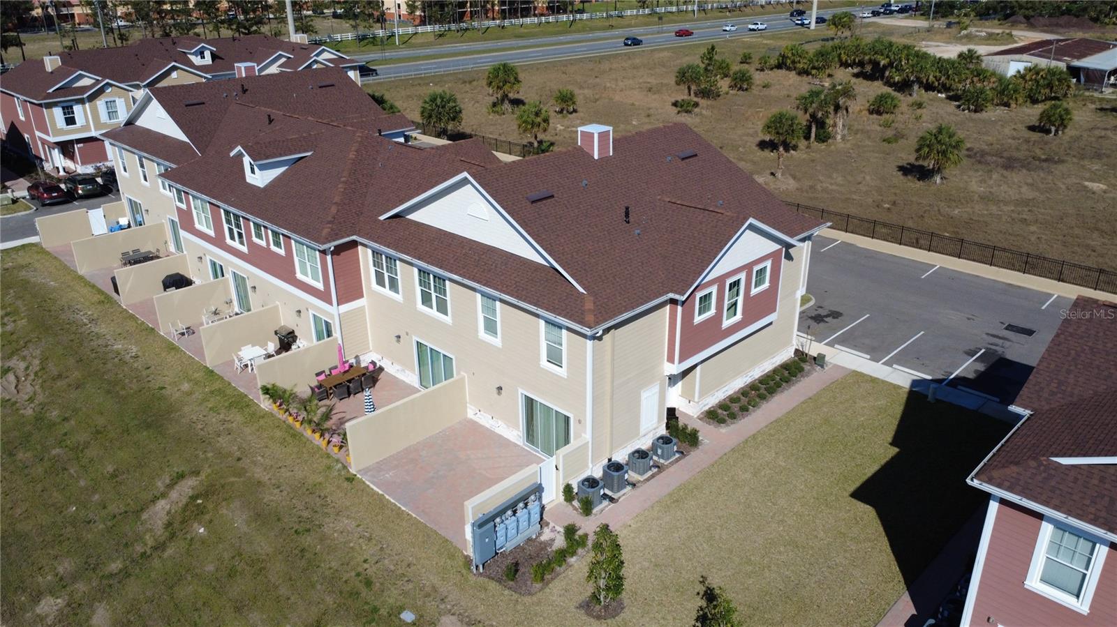 7564 SUNFLOWER CIRCLE