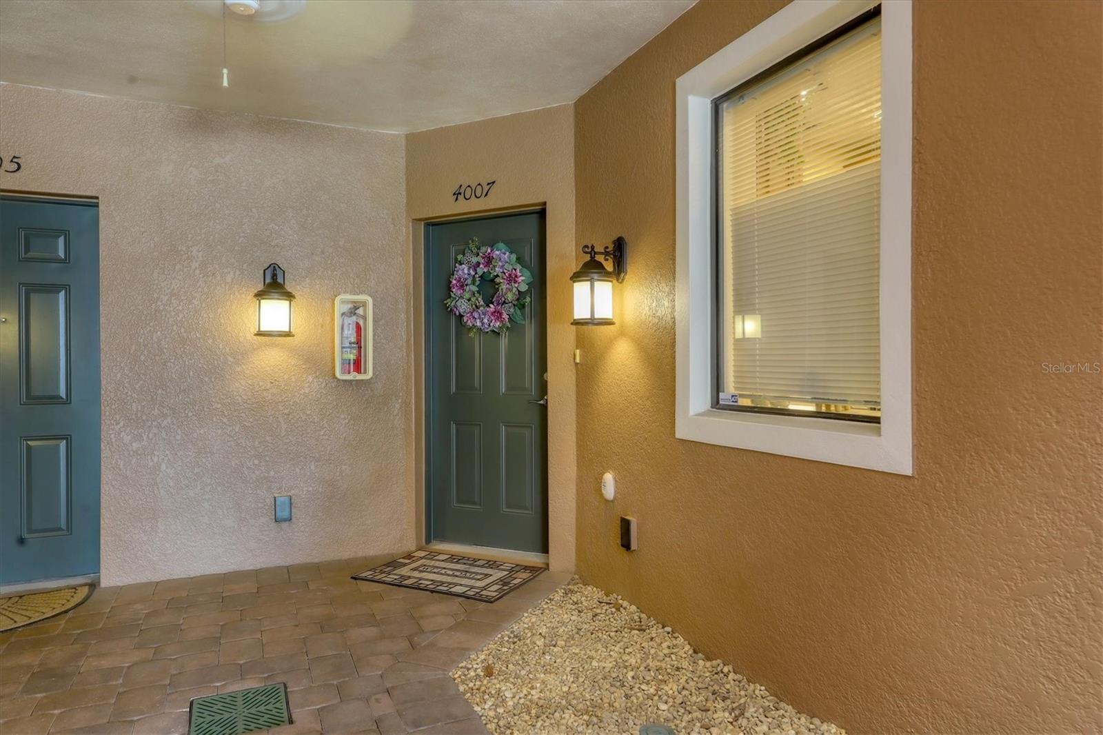 4007 OVERTURE CIRCLE