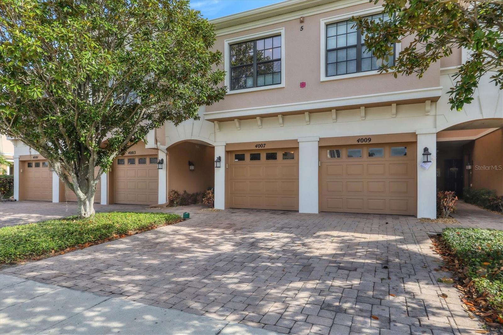 4007 OVERTURE CIRCLE