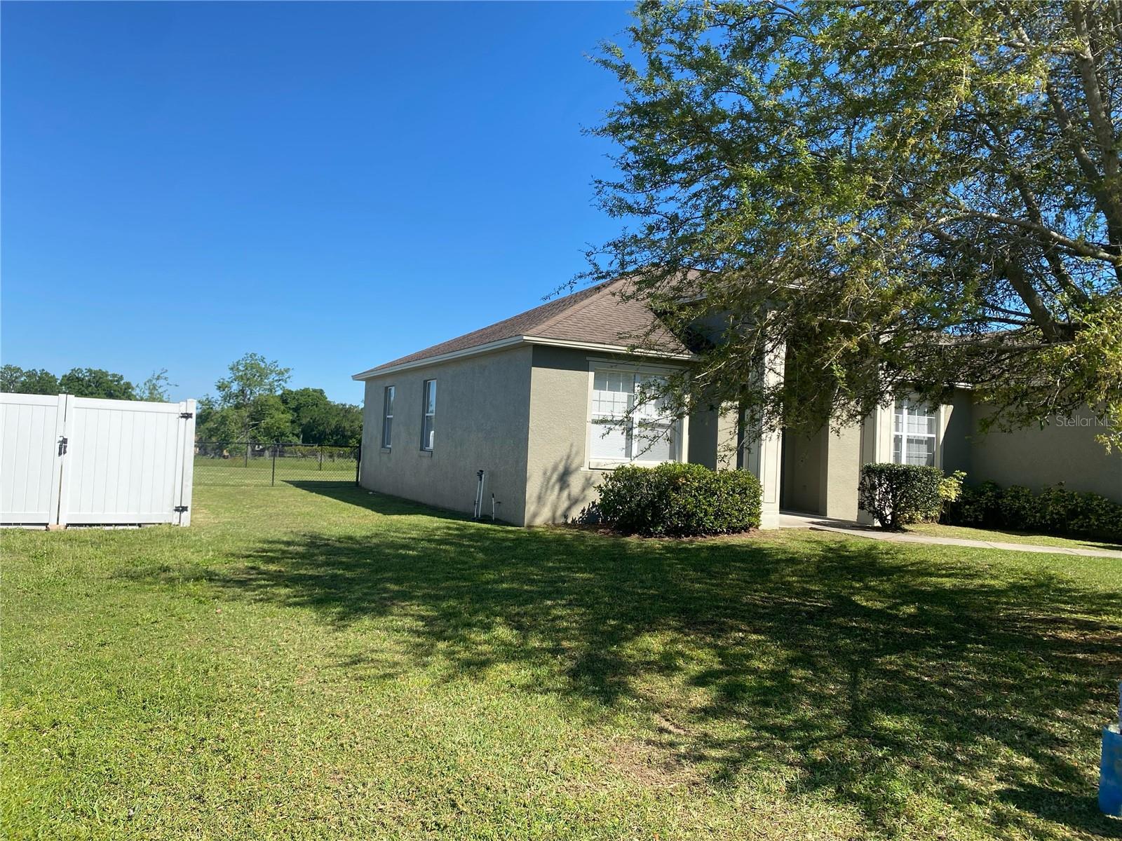 8159 WOODVINE CIRCLE