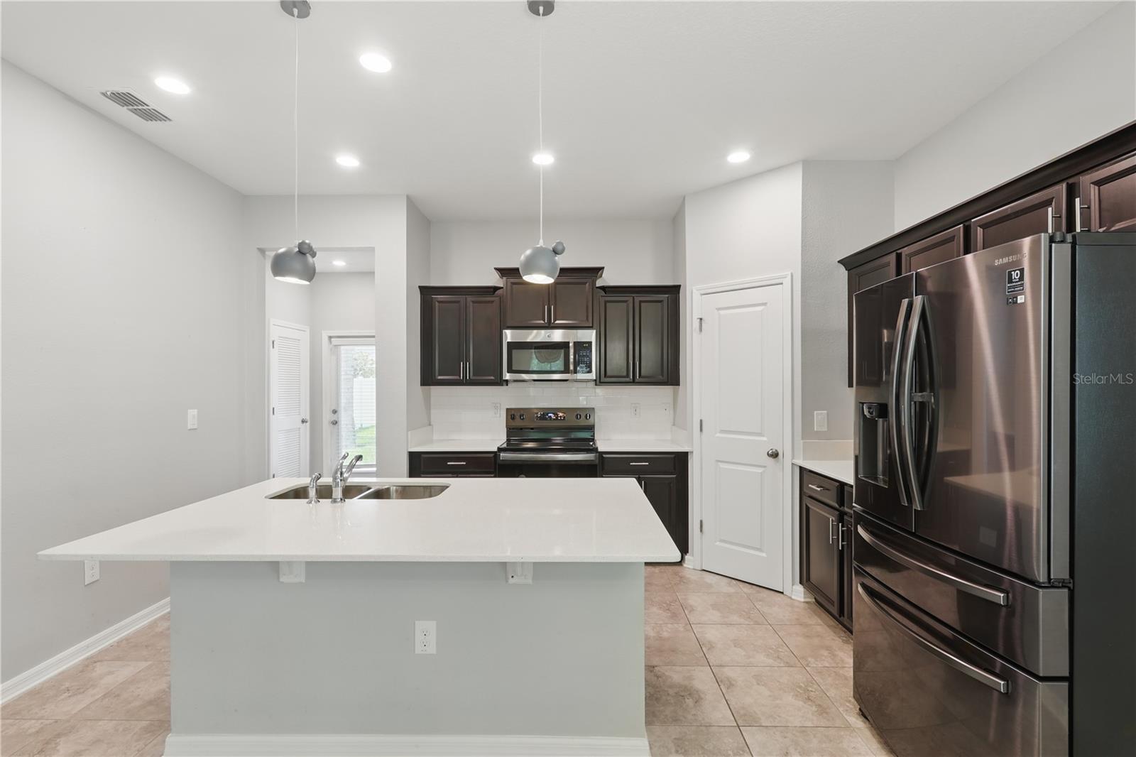 10172 STOREY GROVE WAY