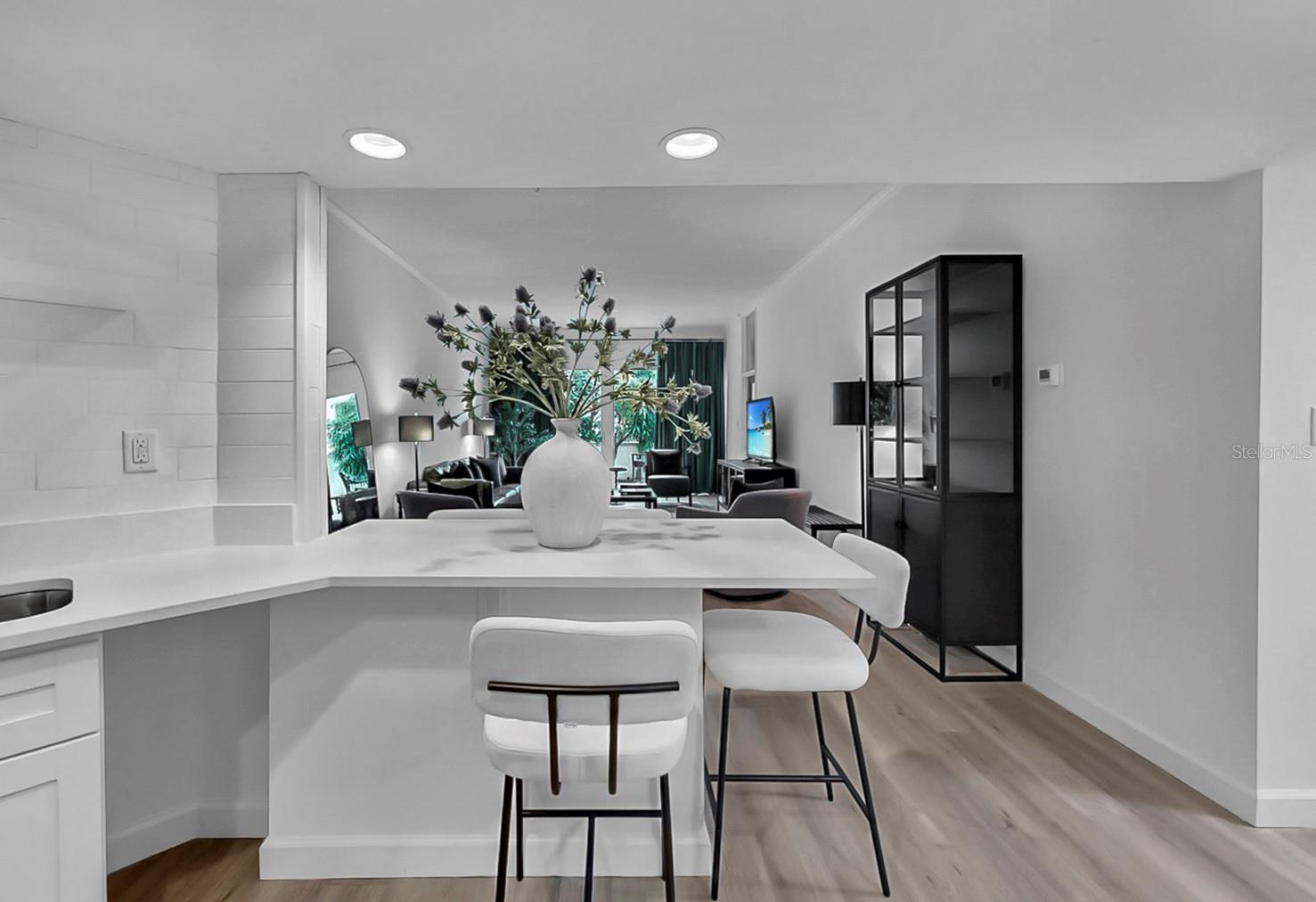 BAY ISLAND GROUP 1 - Residential