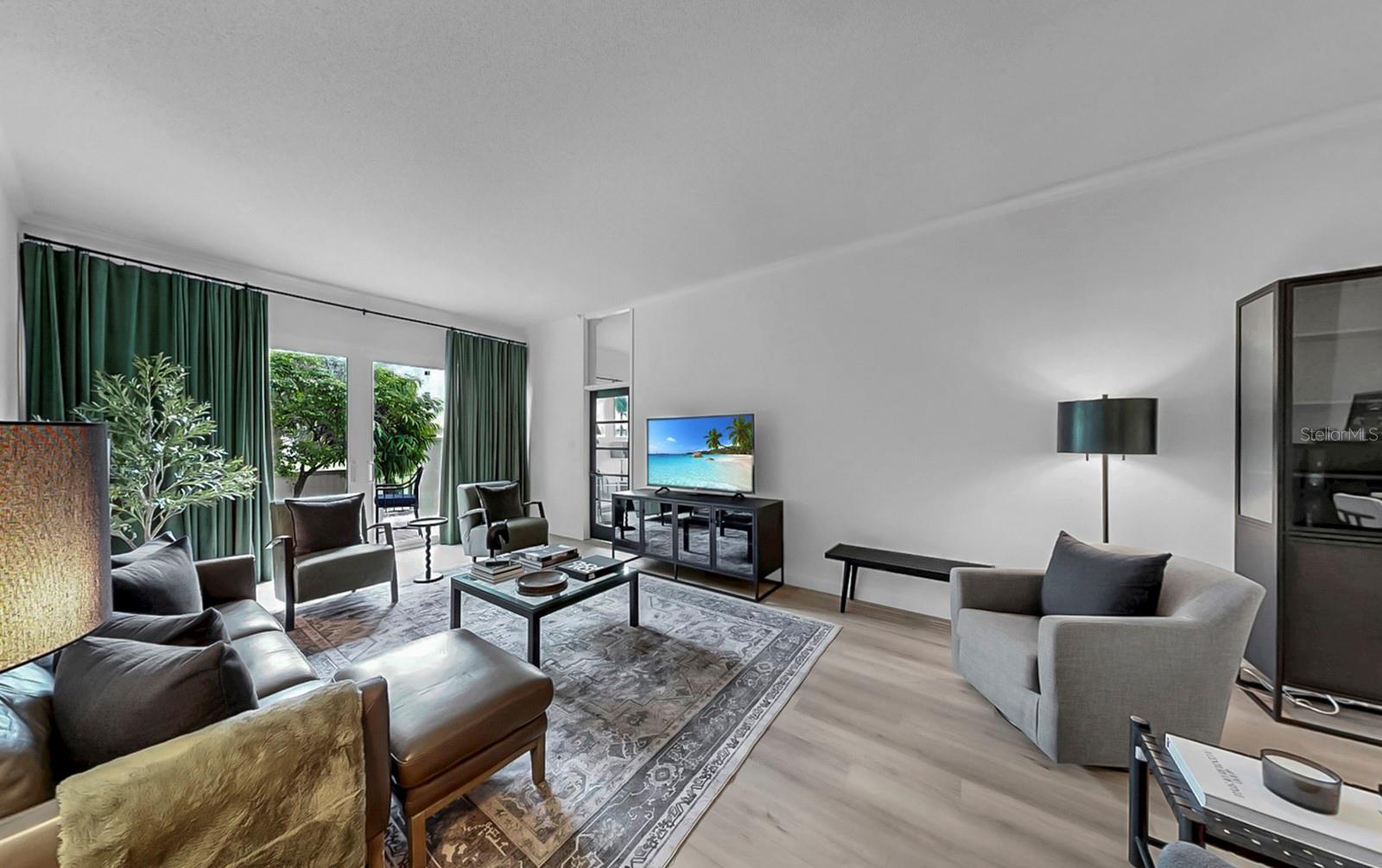 BAY ISLAND GROUP 1 - Residential