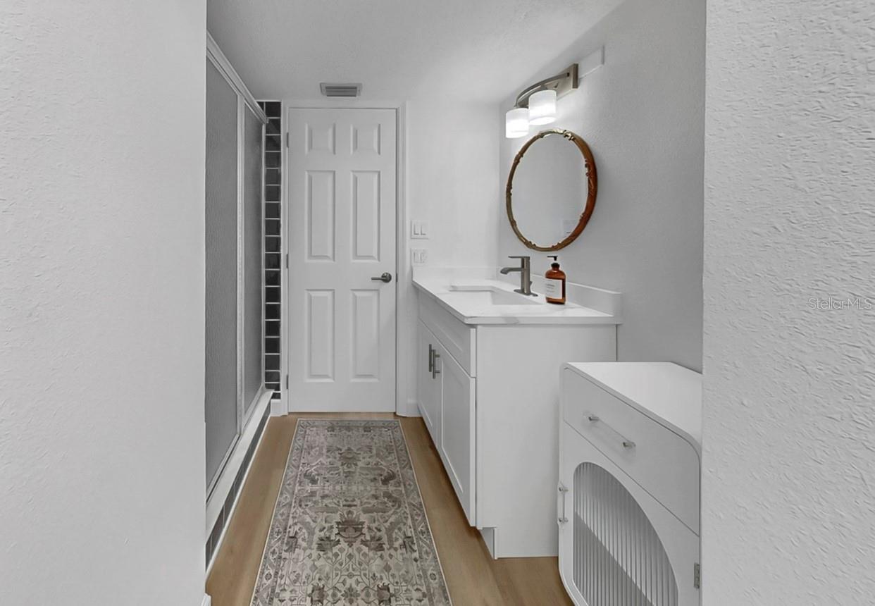 BAY ISLAND GROUP 1 - Residential