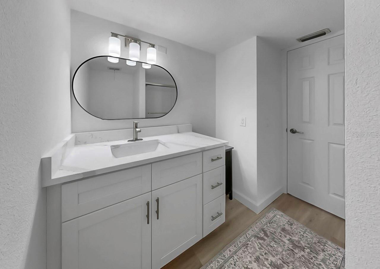 BAY ISLAND GROUP 1 - Residential