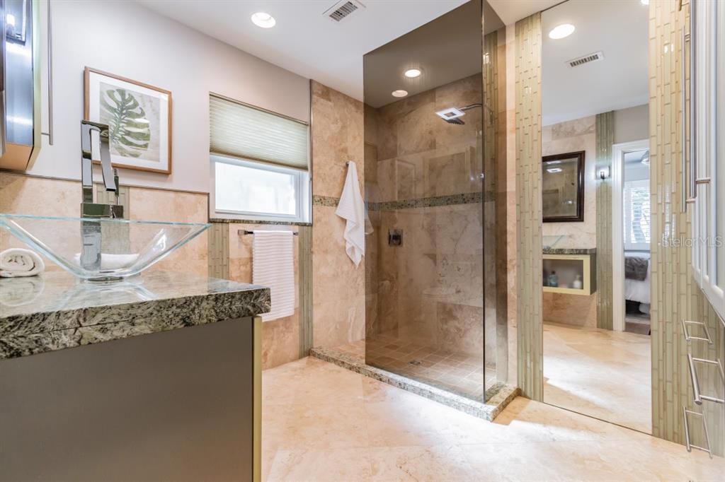 BAYSHORE BEAUTIFUL SUB - Residential