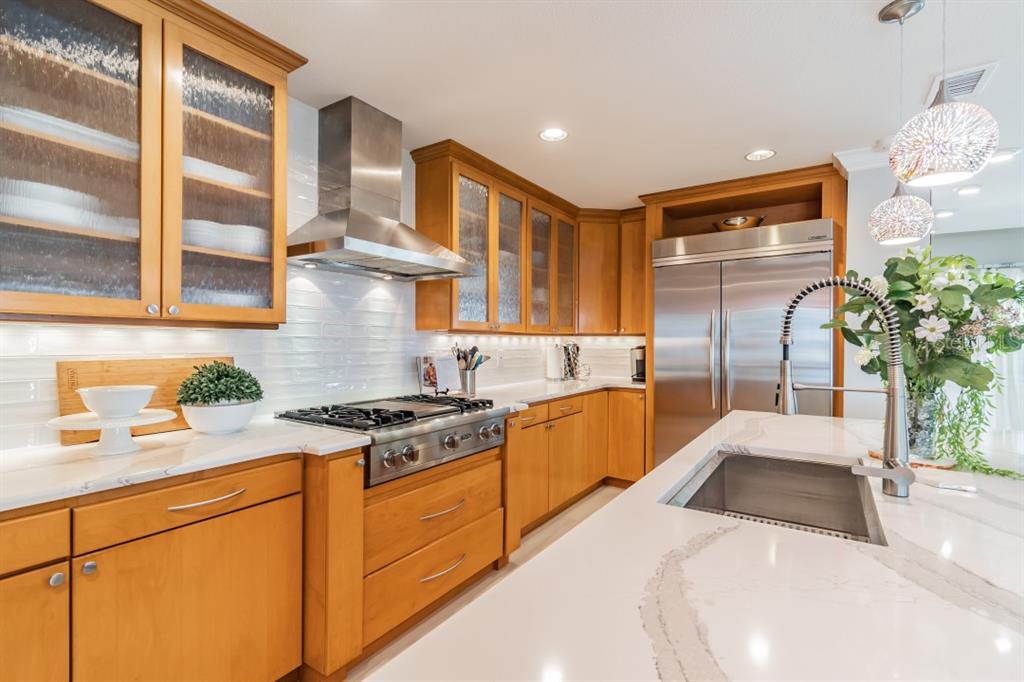 BAYSHORE BEAUTIFUL SUB - Residential