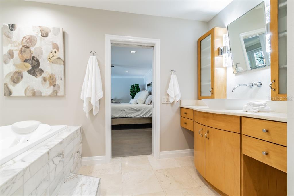 BAYSHORE BEAUTIFUL SUB - Residential