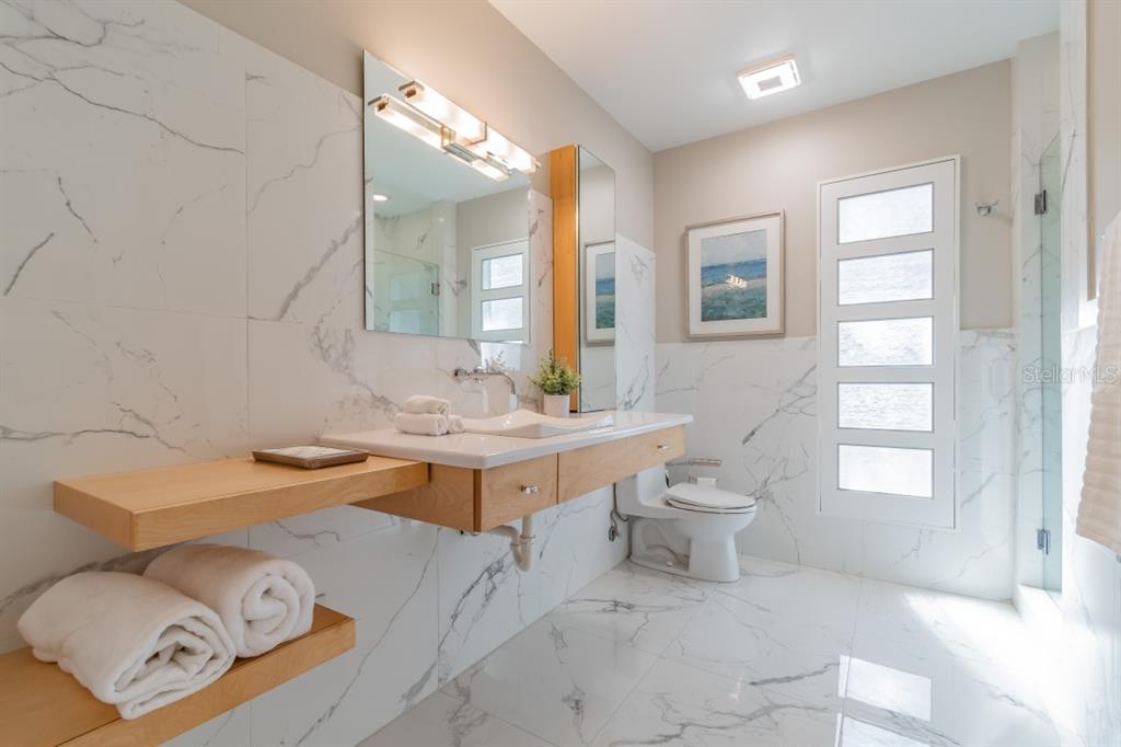 BAYSHORE BEAUTIFUL SUB - Residential