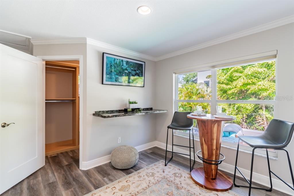 BAYSHORE BEAUTIFUL SUB - Residential