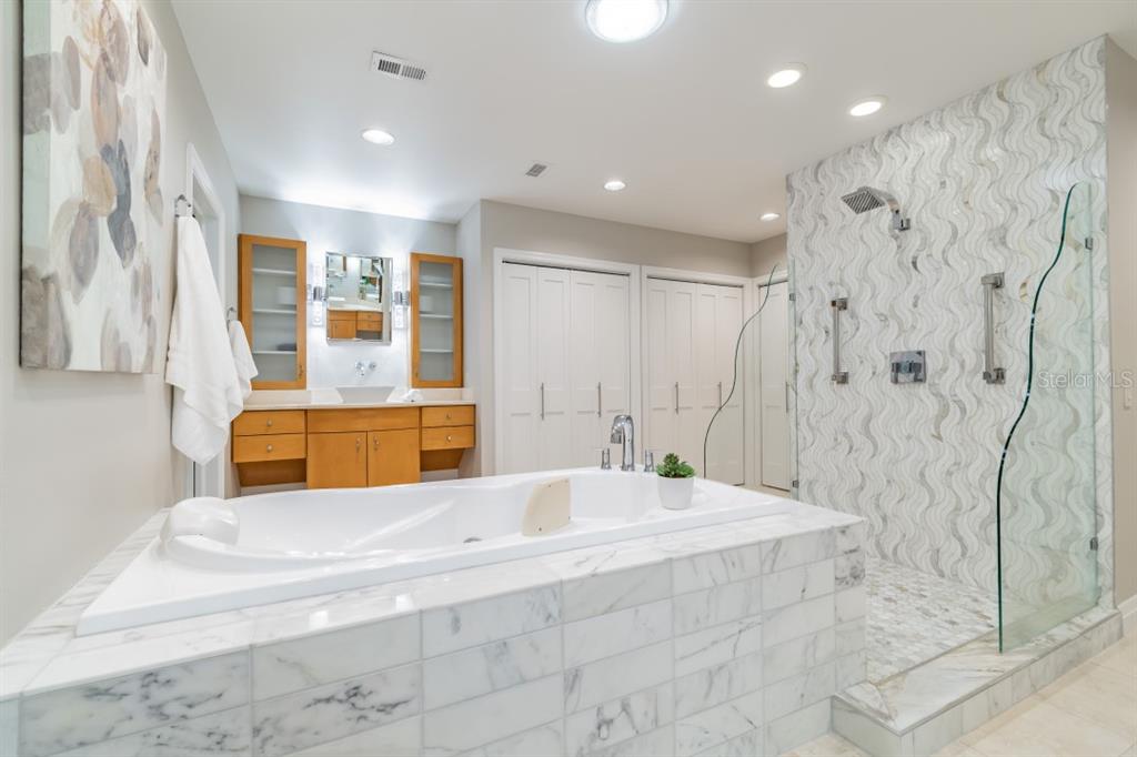 BAYSHORE BEAUTIFUL SUB - Residential