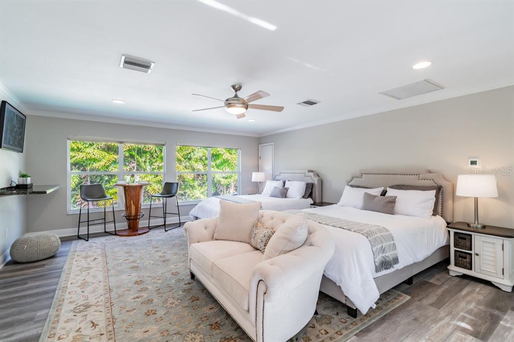 BAYSHORE BEAUTIFUL SUB - Residential