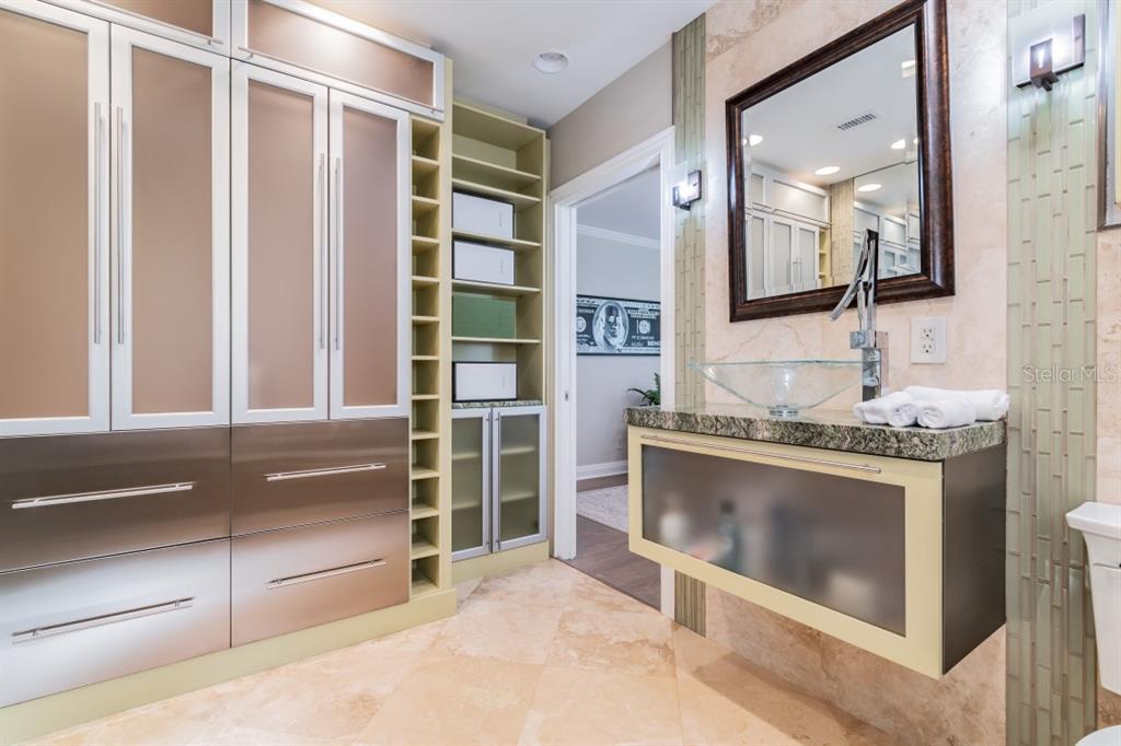 BAYSHORE BEAUTIFUL SUB - Residential