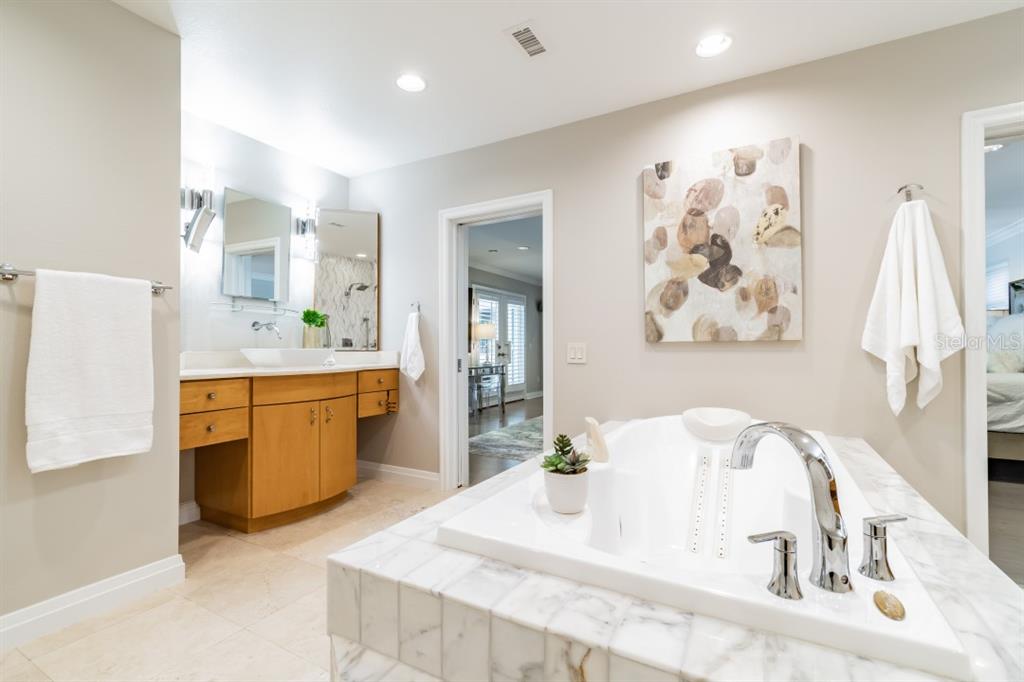 BAYSHORE BEAUTIFUL SUB - Residential