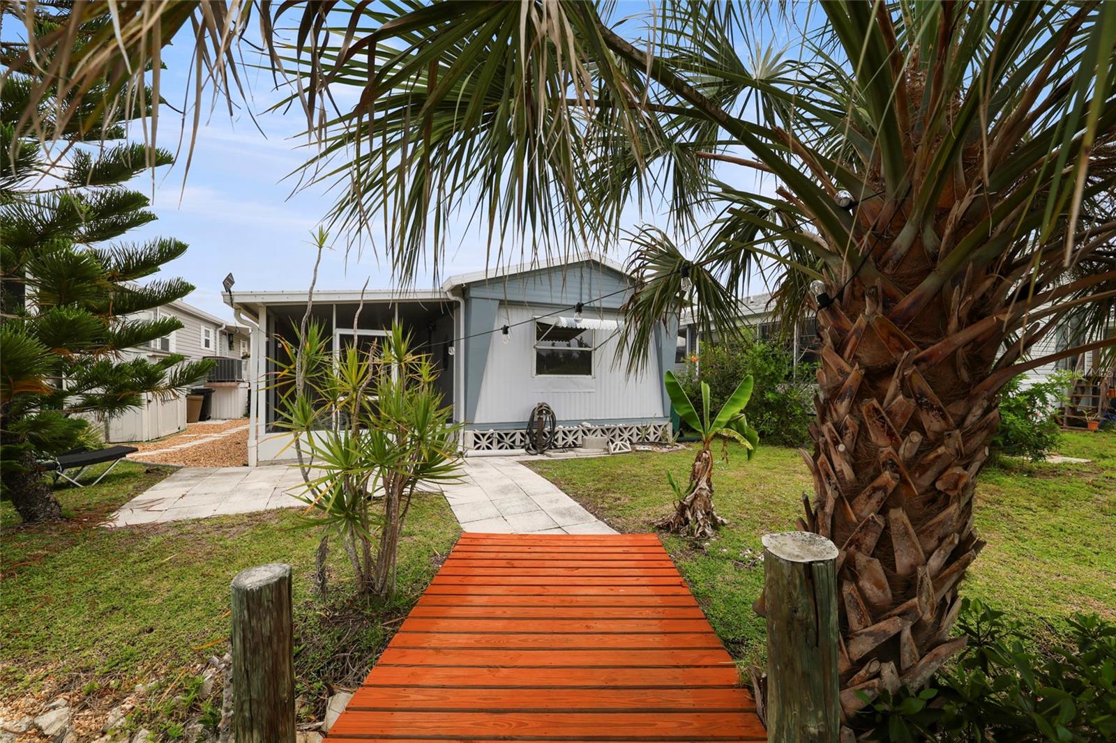 PELICAN HARBOR MOB HOME ESTATES - Residential