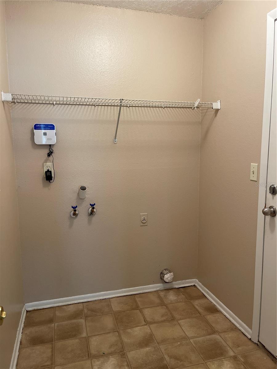 BLOOMINGDALE HILLS SEC B U - Residential Lease