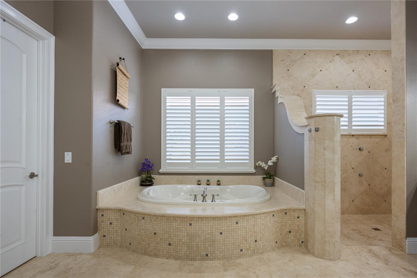 KEENES POINTE 46/104 - Residential