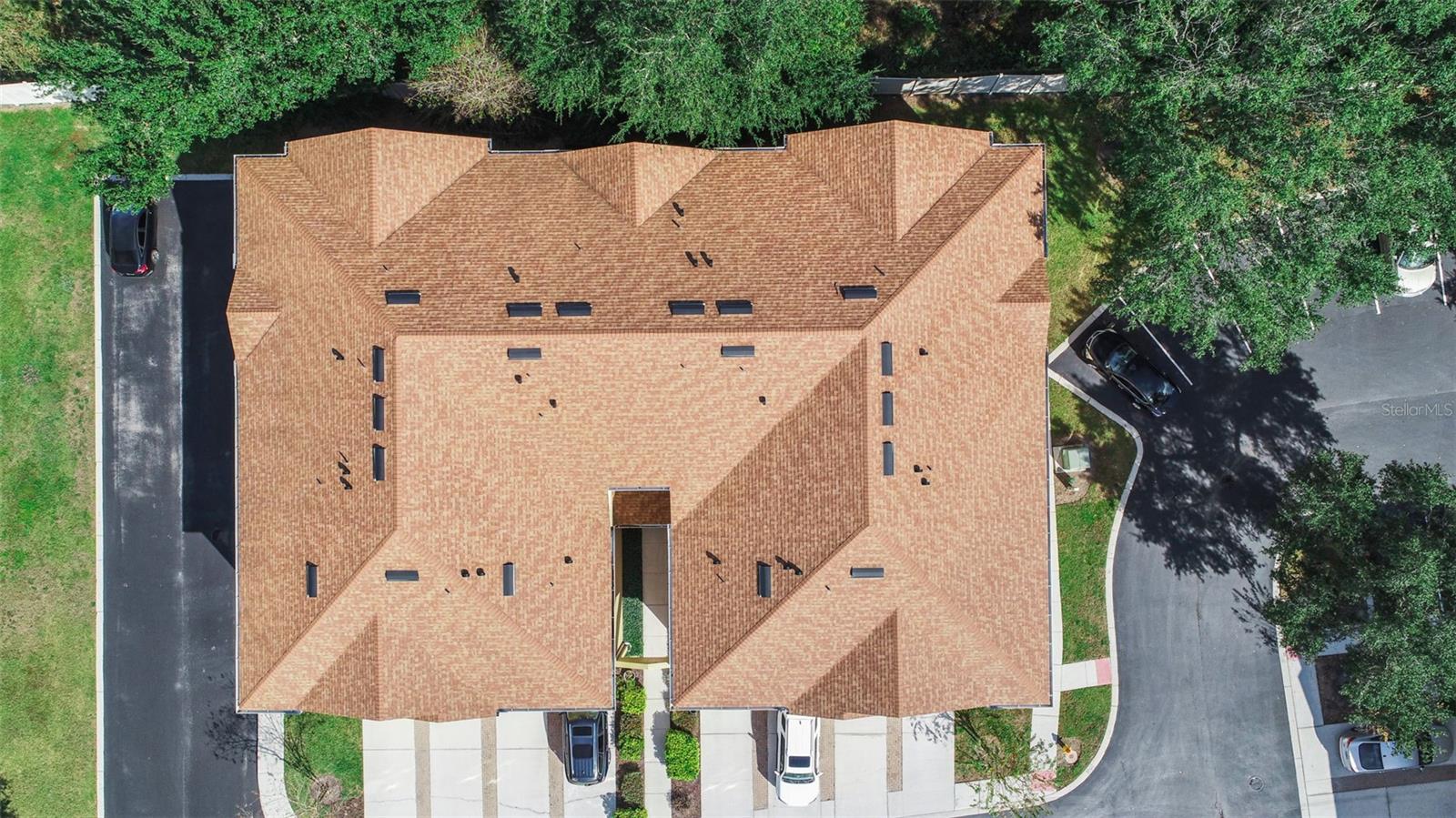 VILLAS AT CHASE GROVES A CONDO - Residential