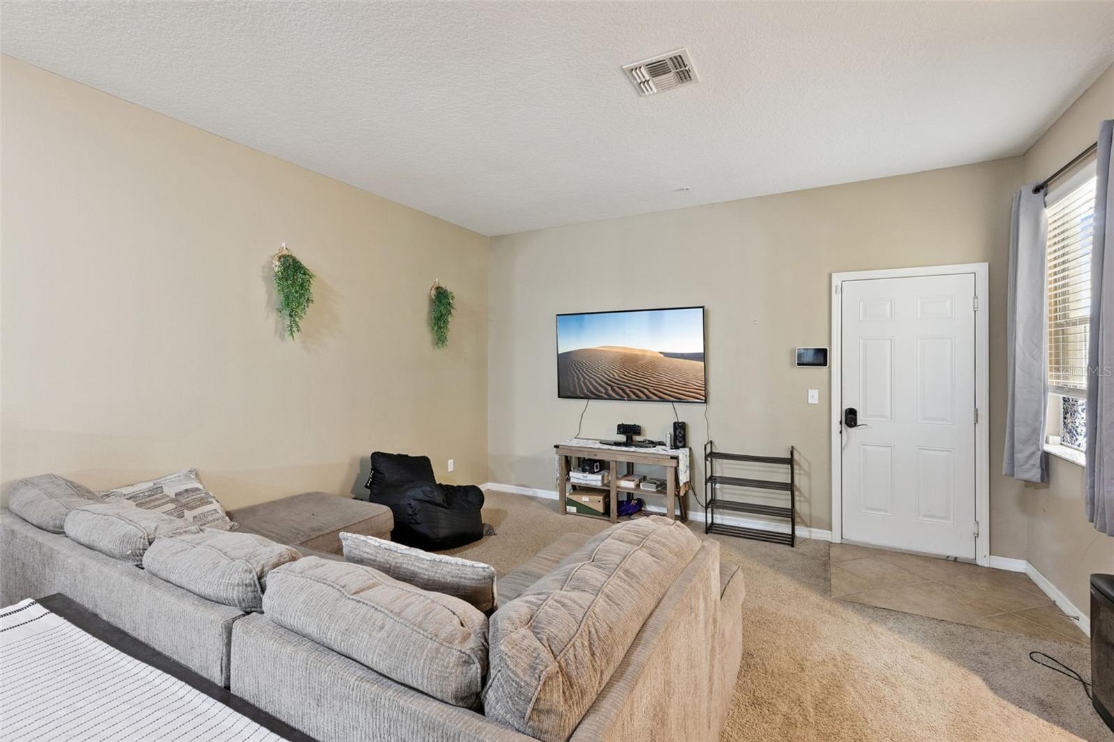 7031 KIRKLAND WAY 7031