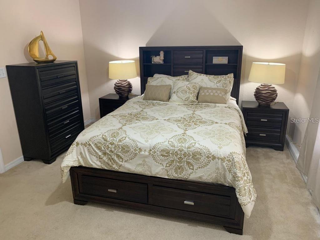 LAURA STREET TWNHMS - Residential