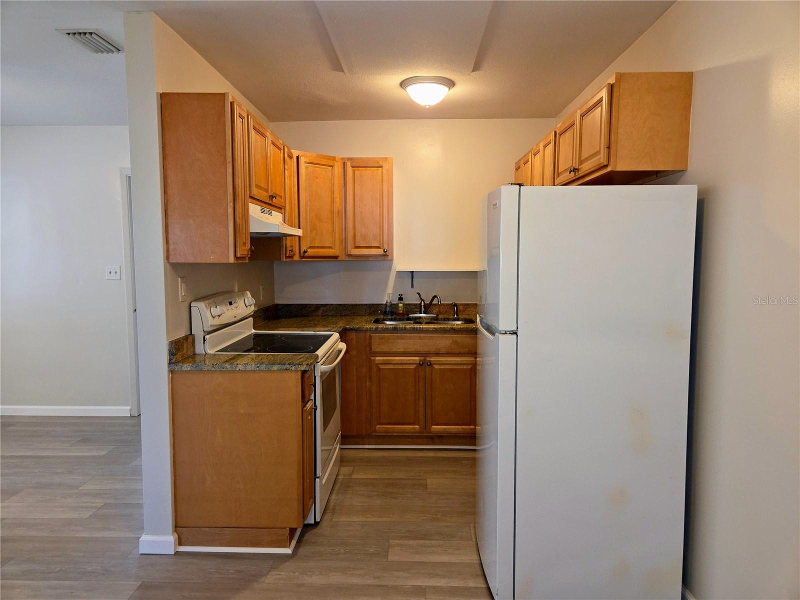 EMBESI REP - Residential Lease