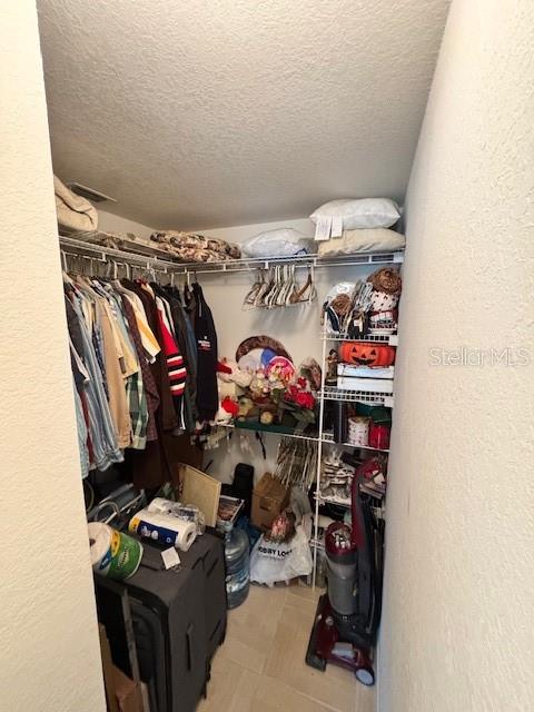 OAK RUN LINKSIDE - Residential