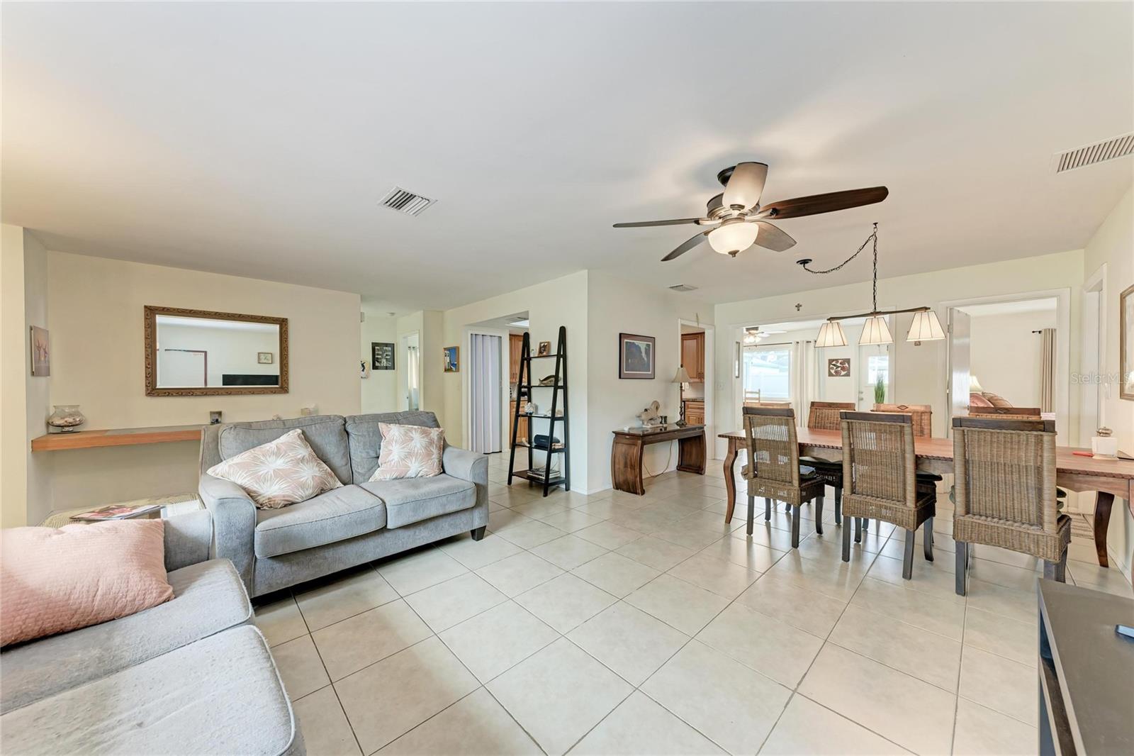 CASA DEL SOL FIFTH UNIT - Residential