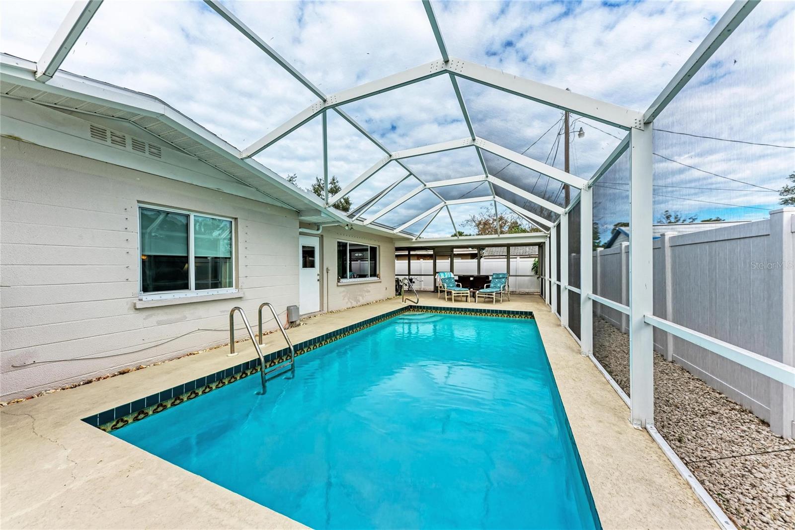 CASA DEL SOL FIFTH UNIT - Residential