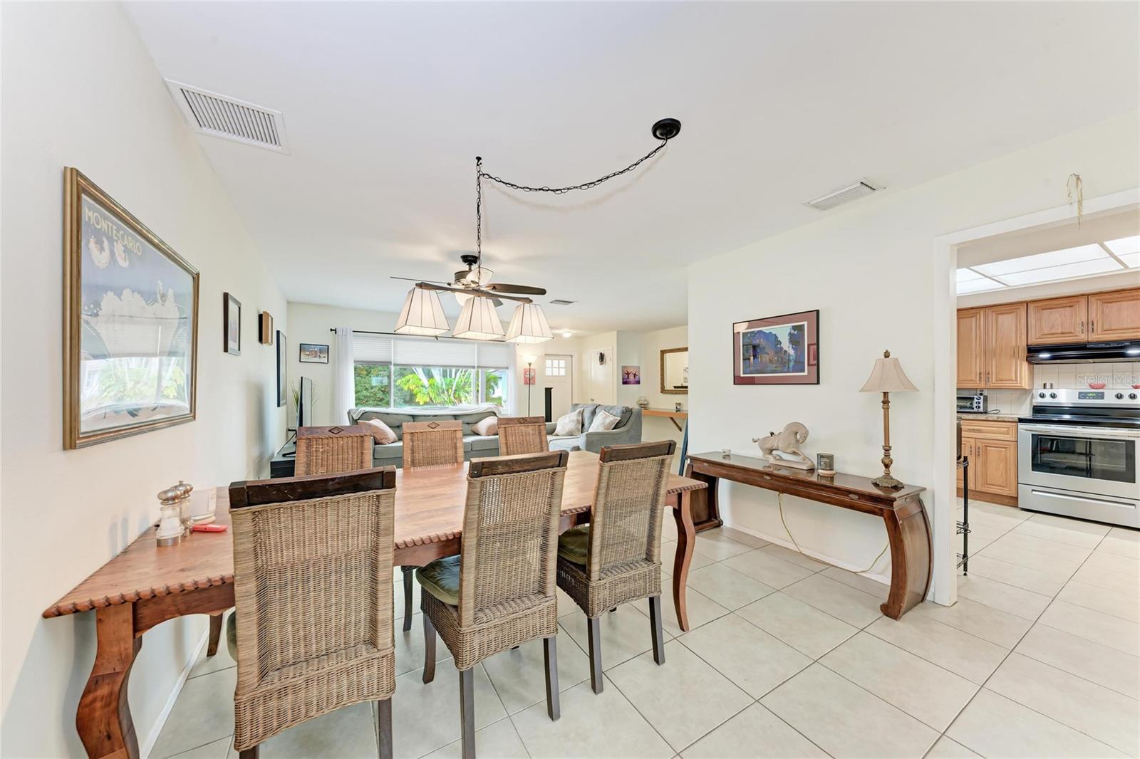 CASA DEL SOL FIFTH UNIT - Residential