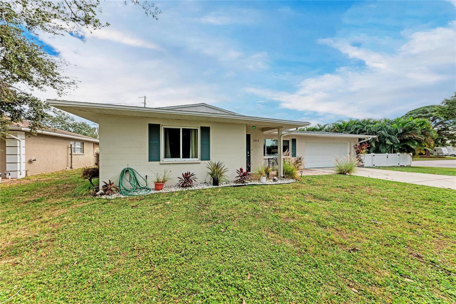 CASA DEL SOL FIFTH UNIT - Residential