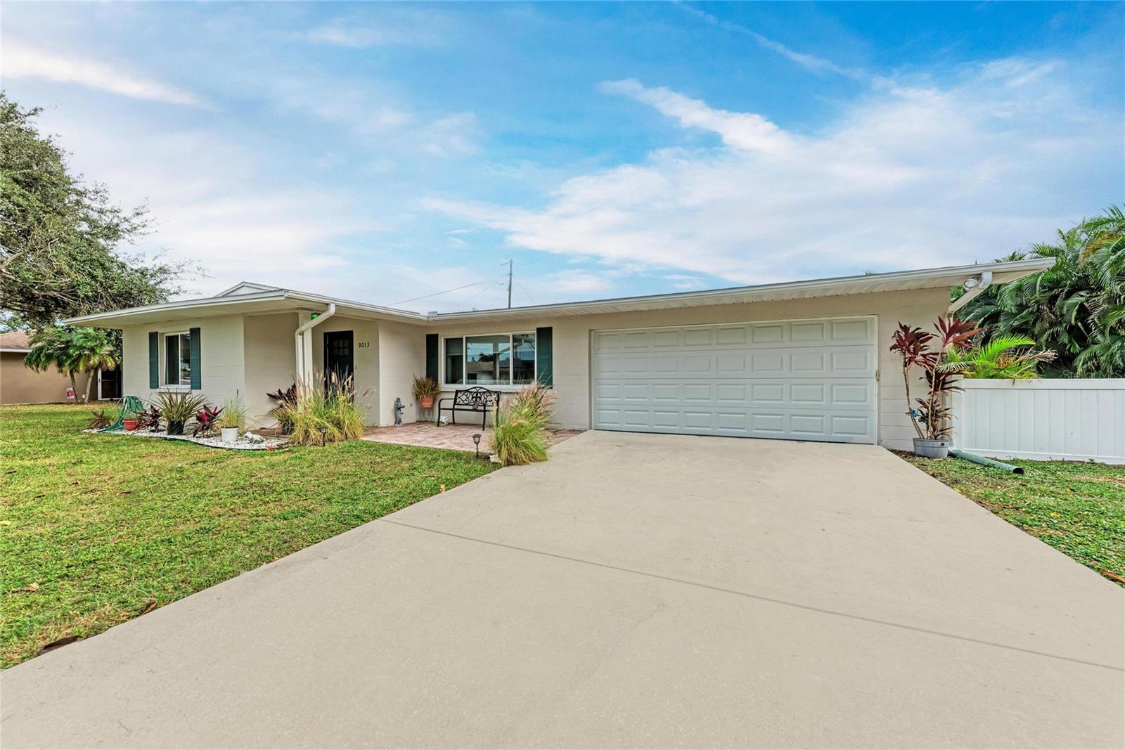 CASA DEL SOL FIFTH UNIT - Residential