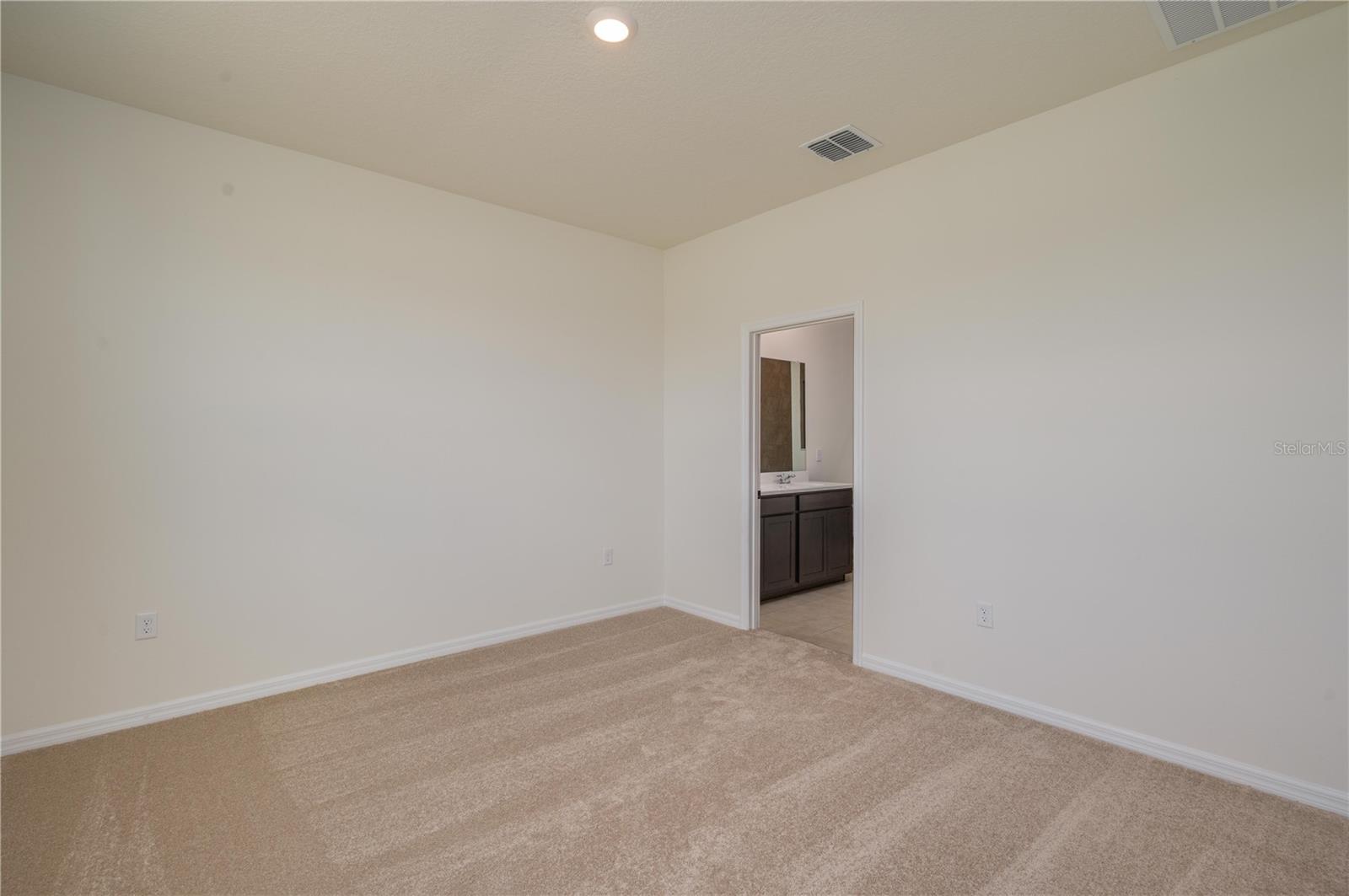 EDEN HILLS - Residential
