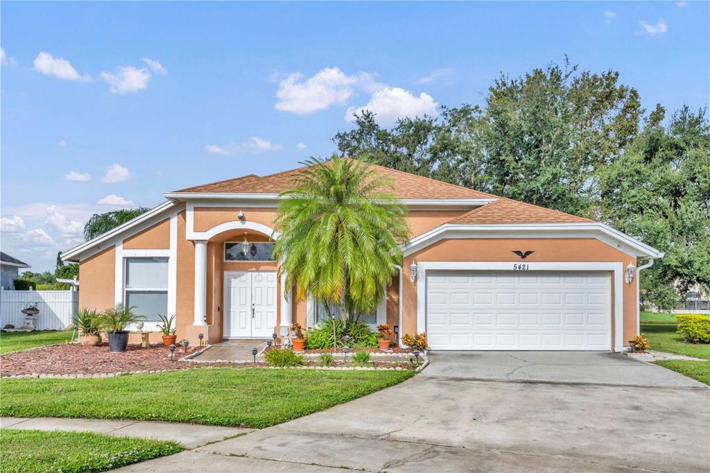 Photo of 5421 Dorrington Lane, Orlando, FL 32821 (MLS # O6350979)