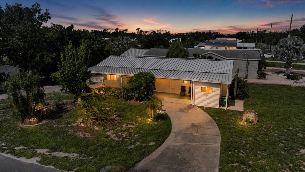 Photo of 1230 Seahorse Lane, Englewood, FL 34224 (MLS # D6148469)