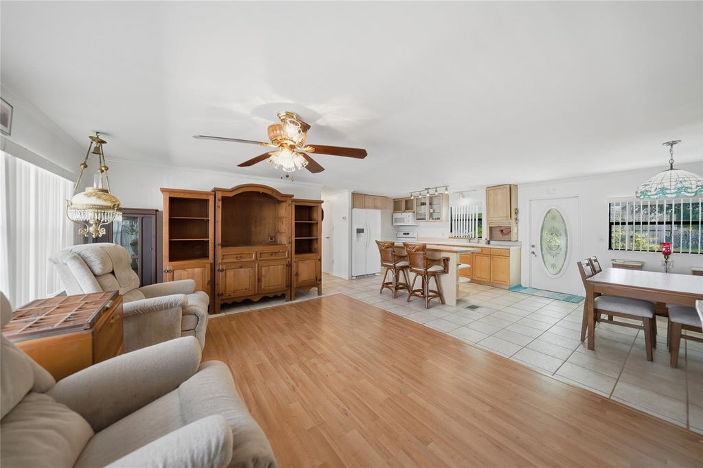 Photo of 1230 Seahorse Lane, Englewood, FL 34224 (MLS # D6148469)