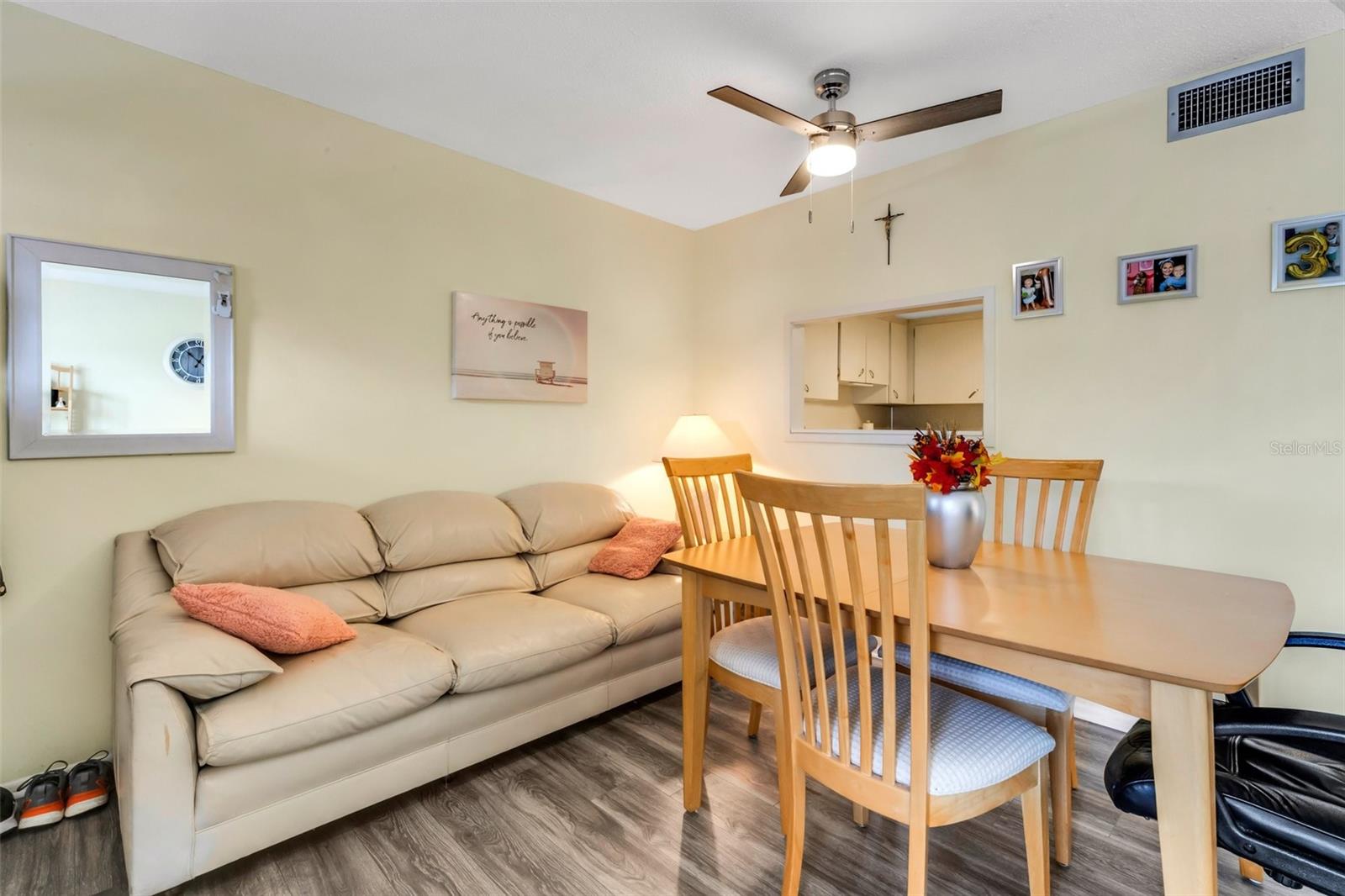 ON TOP OF THE WORLD - Residential