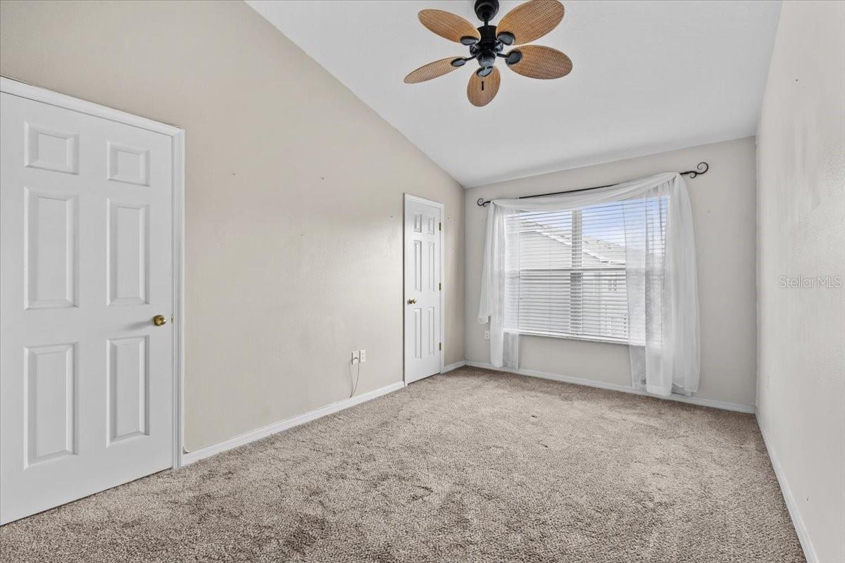SEMINOLE PALMS AT LARGO - Residential