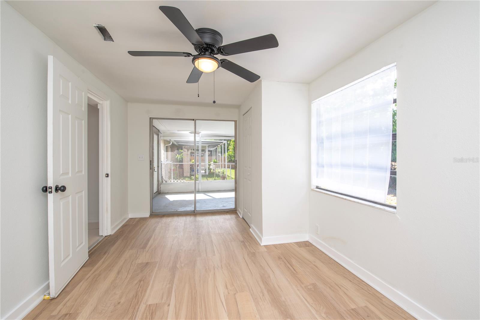 BEACON SQUARE - Residential