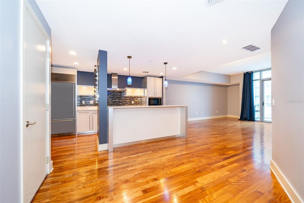 Photo of 260 S Osceola Avenue #710, Orlando, FL 32801 (MLS # O6387543)