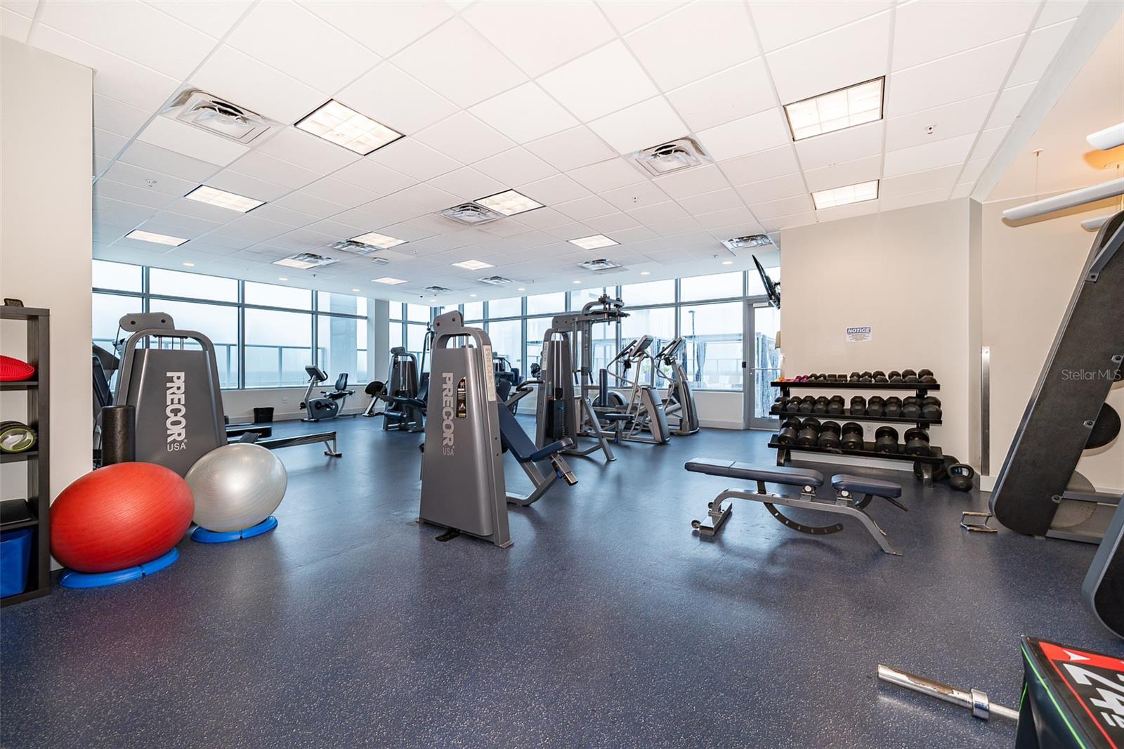 STAR TOWER CONDO - Residential Lease