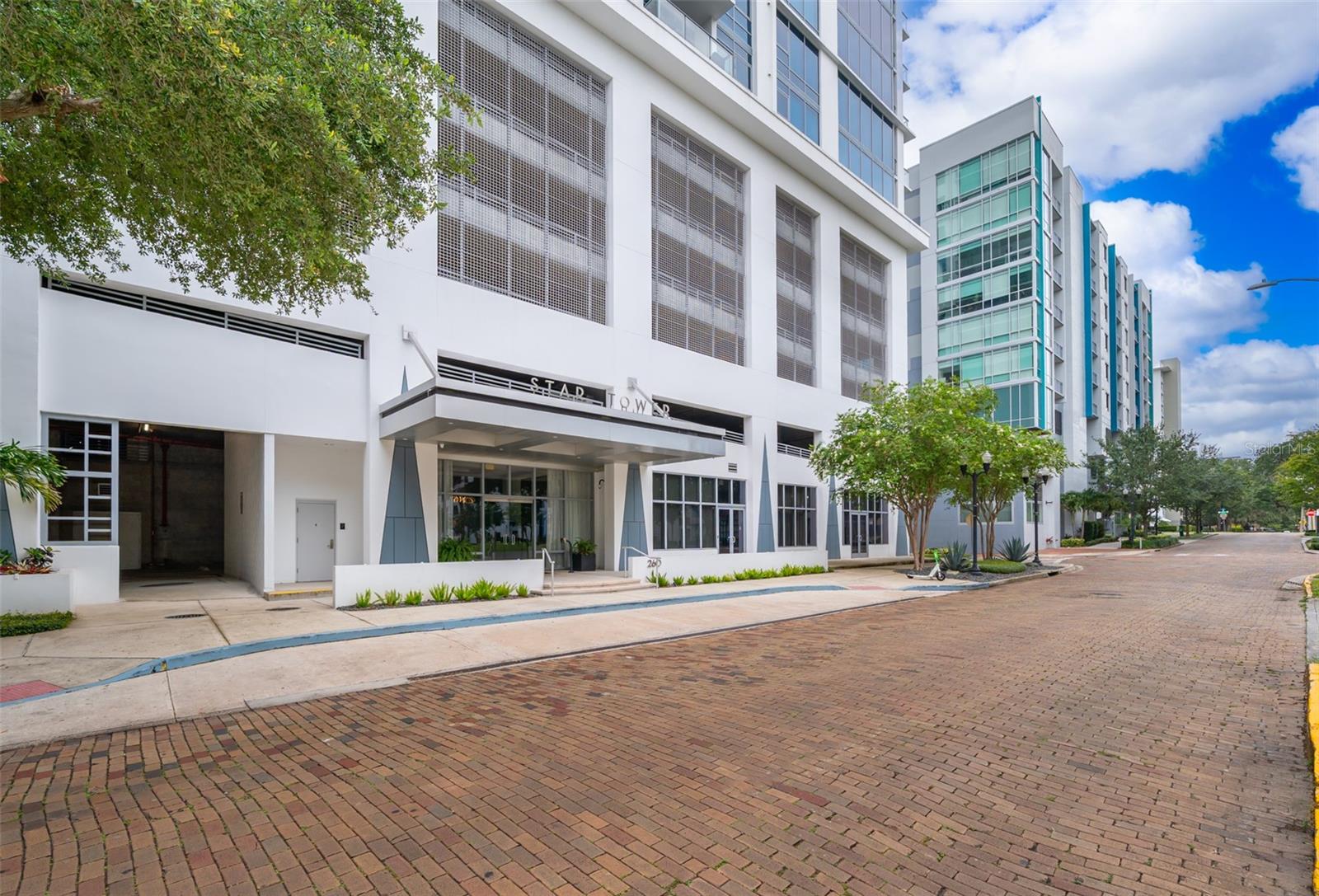 STAR TOWER CONDO - Residential Lease