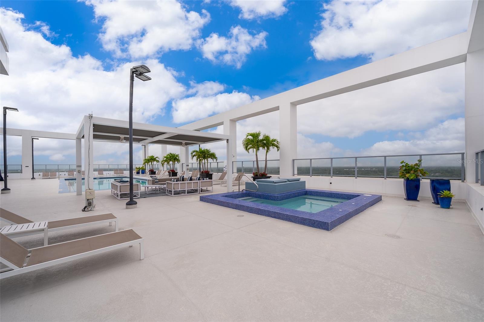 STAR TOWER CONDO - Residential Lease