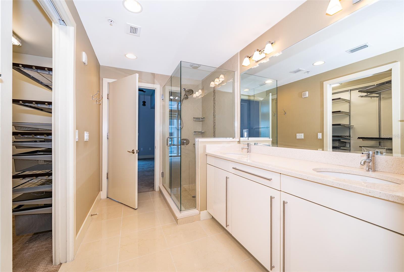 STAR TOWER CONDO - Residential Lease