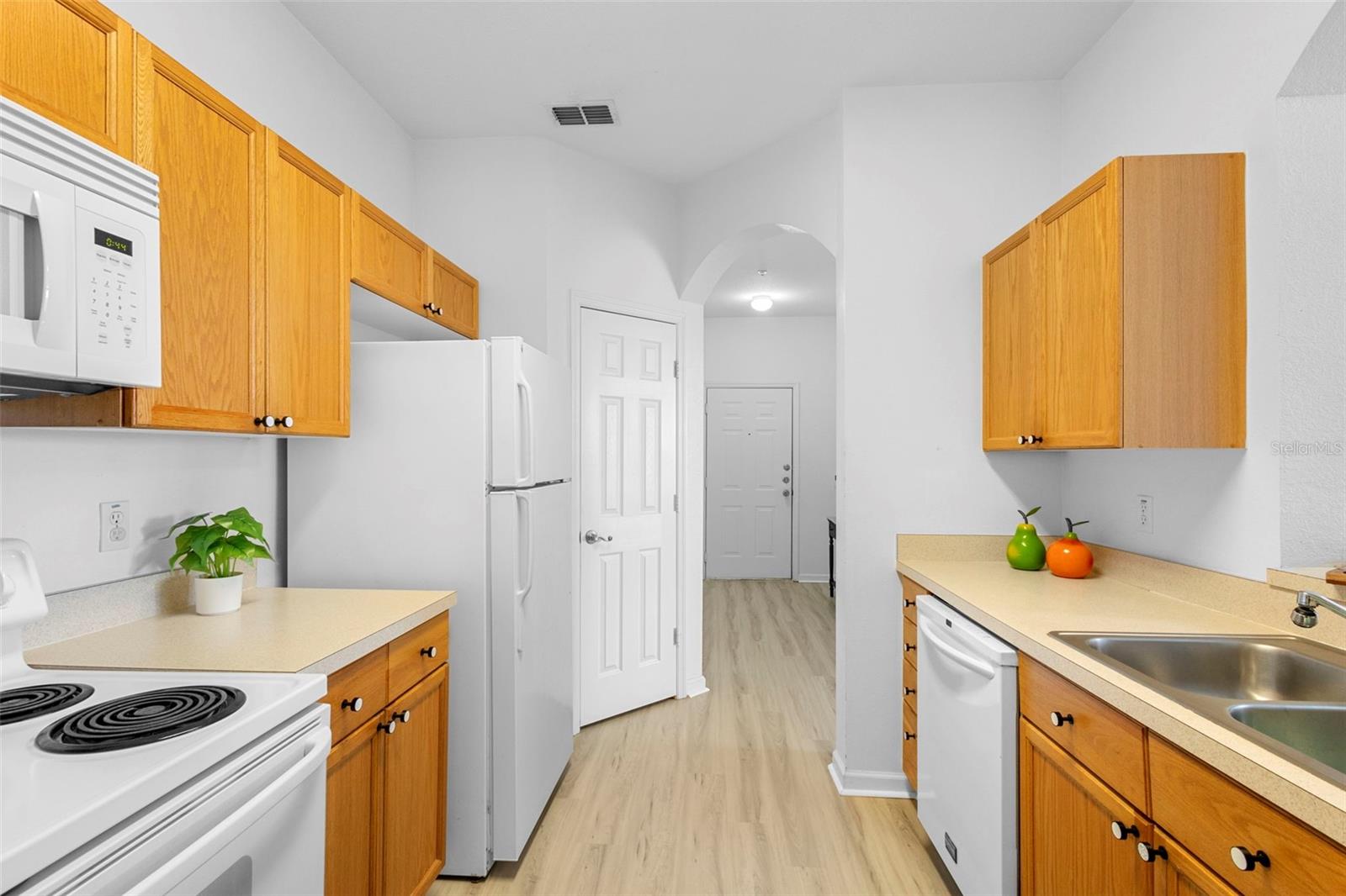 WYNDHAM PALMS PH 4 - Residential Lease