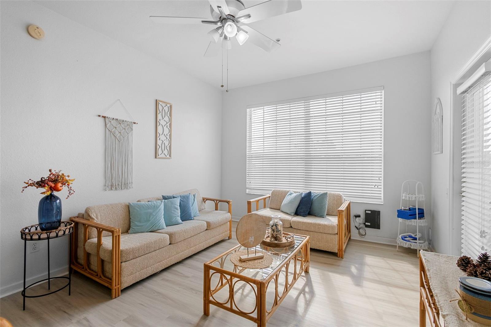 WYNDHAM PALMS PH 4 - Residential Lease