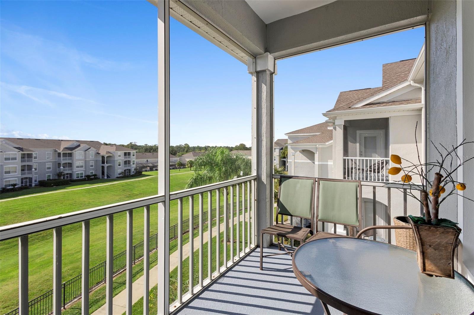 WYNDHAM PALMS PH 4 - Residential Lease