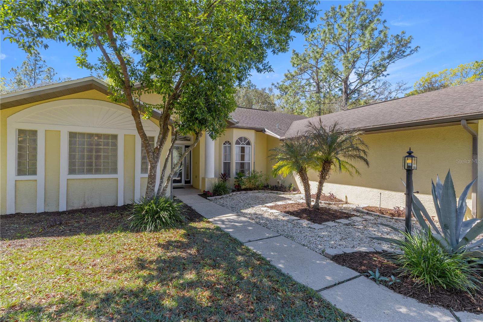 221 N NASHVILLE AVENUE